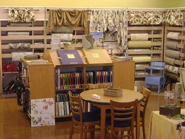 Hunter Douglas Dealer Image